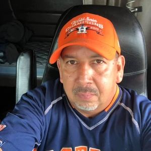 Meet your Posher, Rene